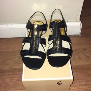 Michael korc Berkley flat 6m open toe